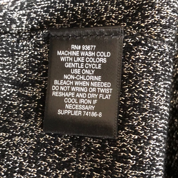 Liz Claiborne Long Sleeve pullover Sweater - Picture 6 of 6